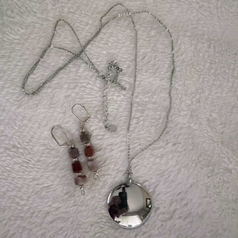 LOFT Necklace and Natural Stone Earrings Set